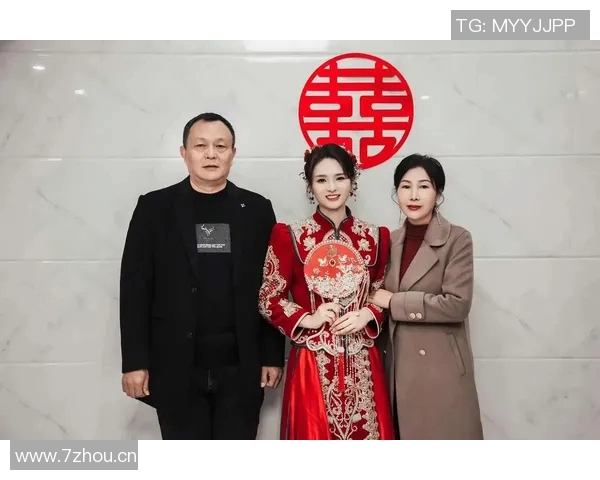 新婚快乐多库社交媒体分享与未婚妻甜蜜合照宣布今日盛大婚礼