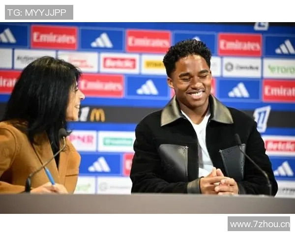 恩德里克法语尚不流利但能用英语与丰塞卡团队顺畅交流